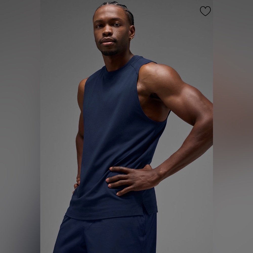 ALO Yoga Men’s “Vapor” Muscle Tank (L) *BESTSELLER*